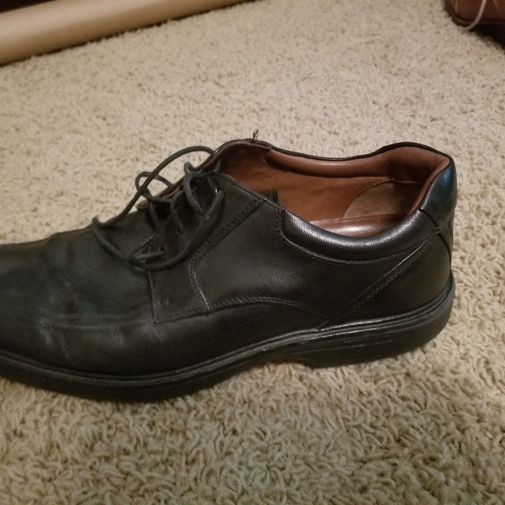 Johnston and Murphy,  men leather black dress shoe